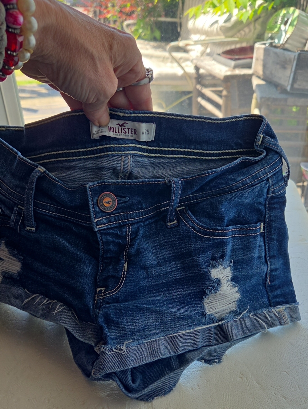 Hollister Dark Blue Distressed Rolled-Hem Denim Shorts Size 25 Bootie Y2k